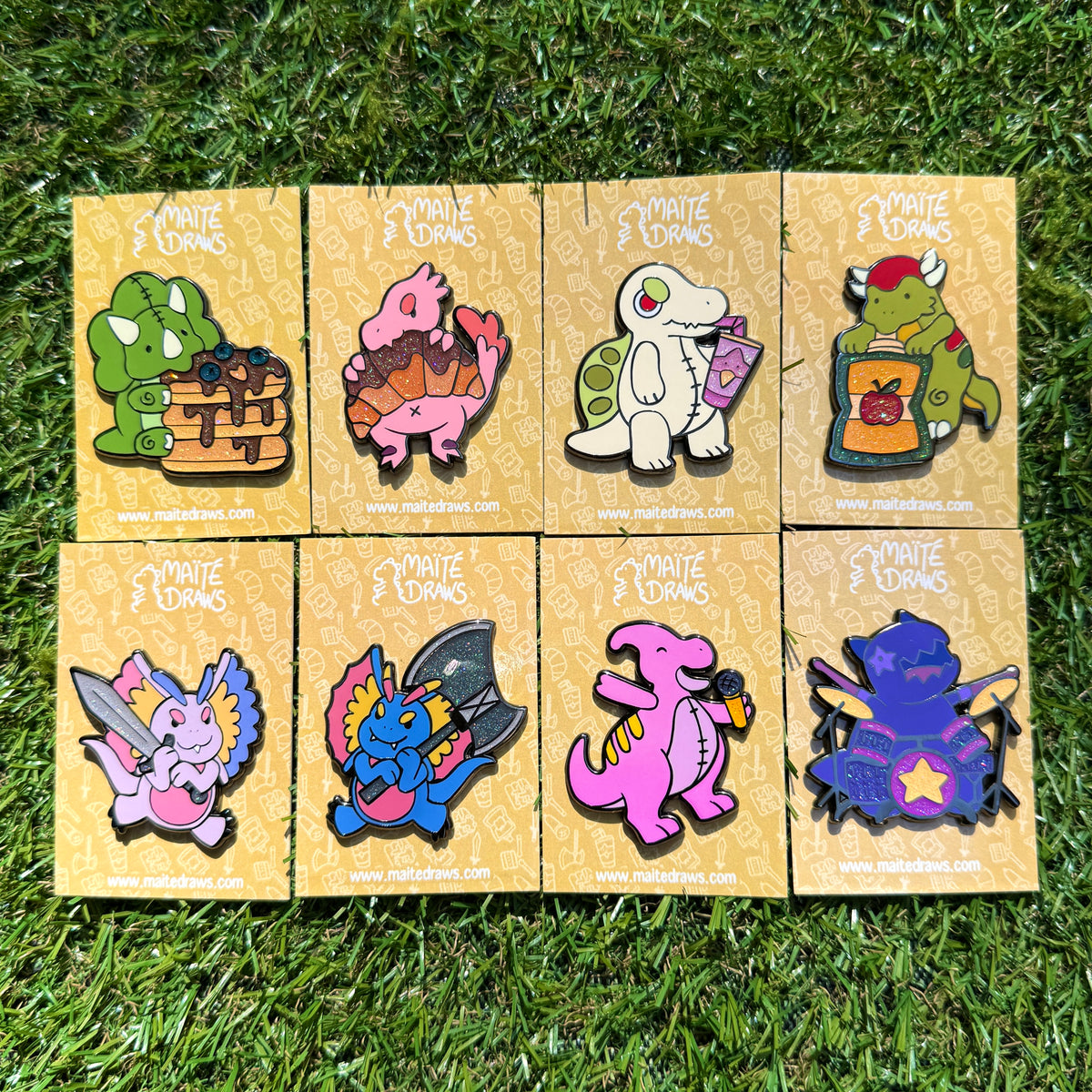 8 Dino Pins - 100€ INSTEAD OF 120€ (série 2)
